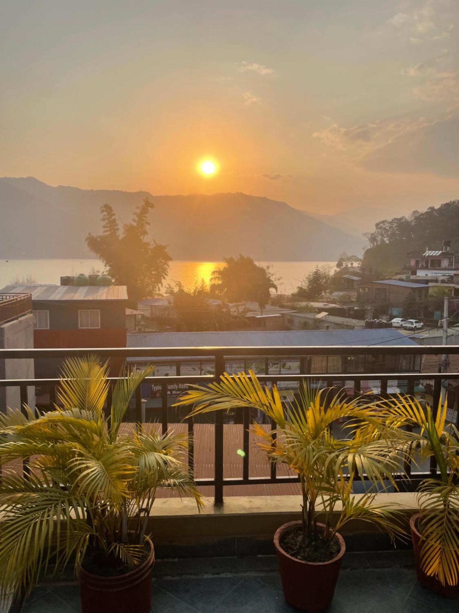 Hotel My Dream Pokhara Extérieur photo