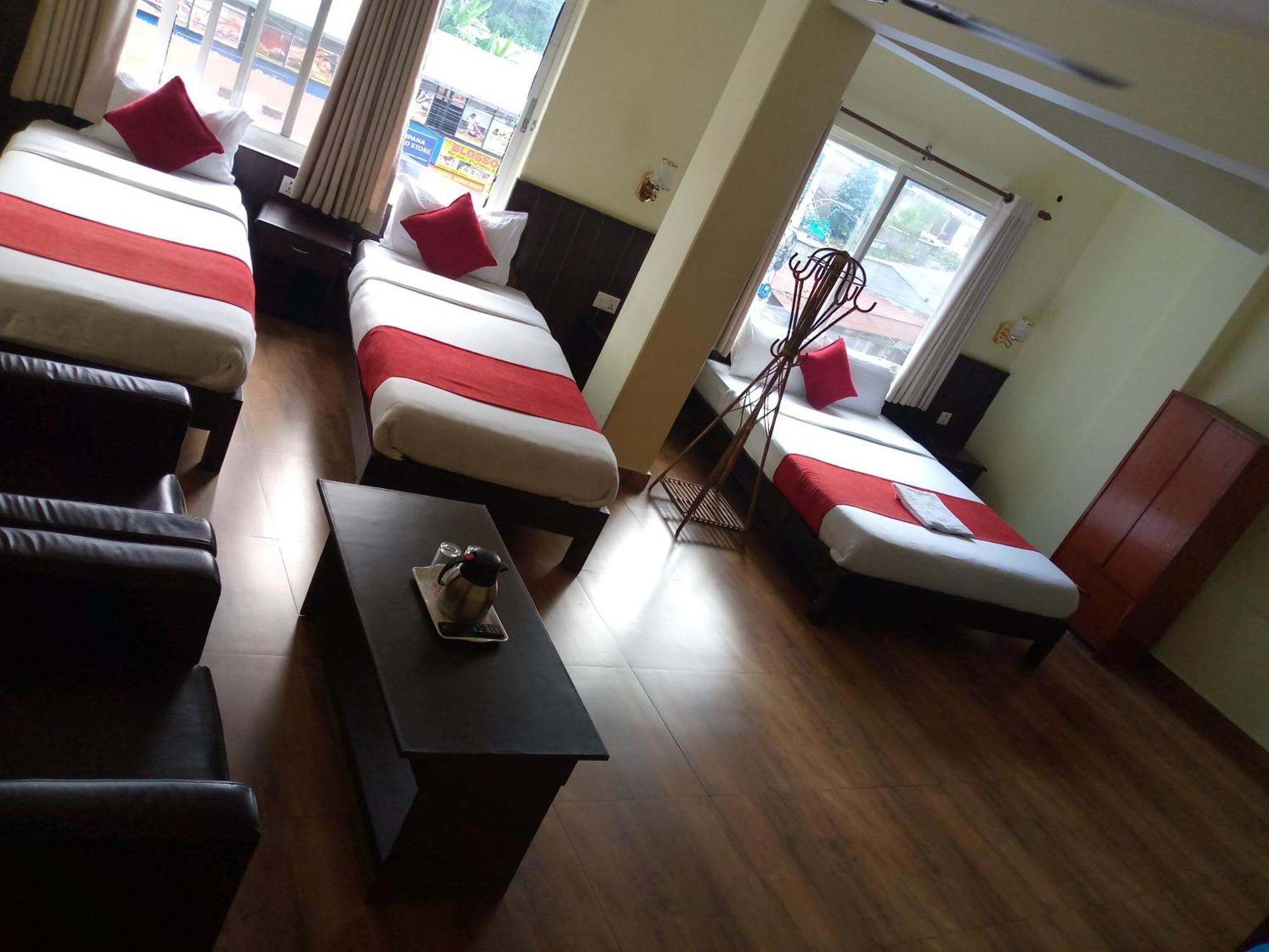 Hotel My Dream Pokhara Extérieur photo