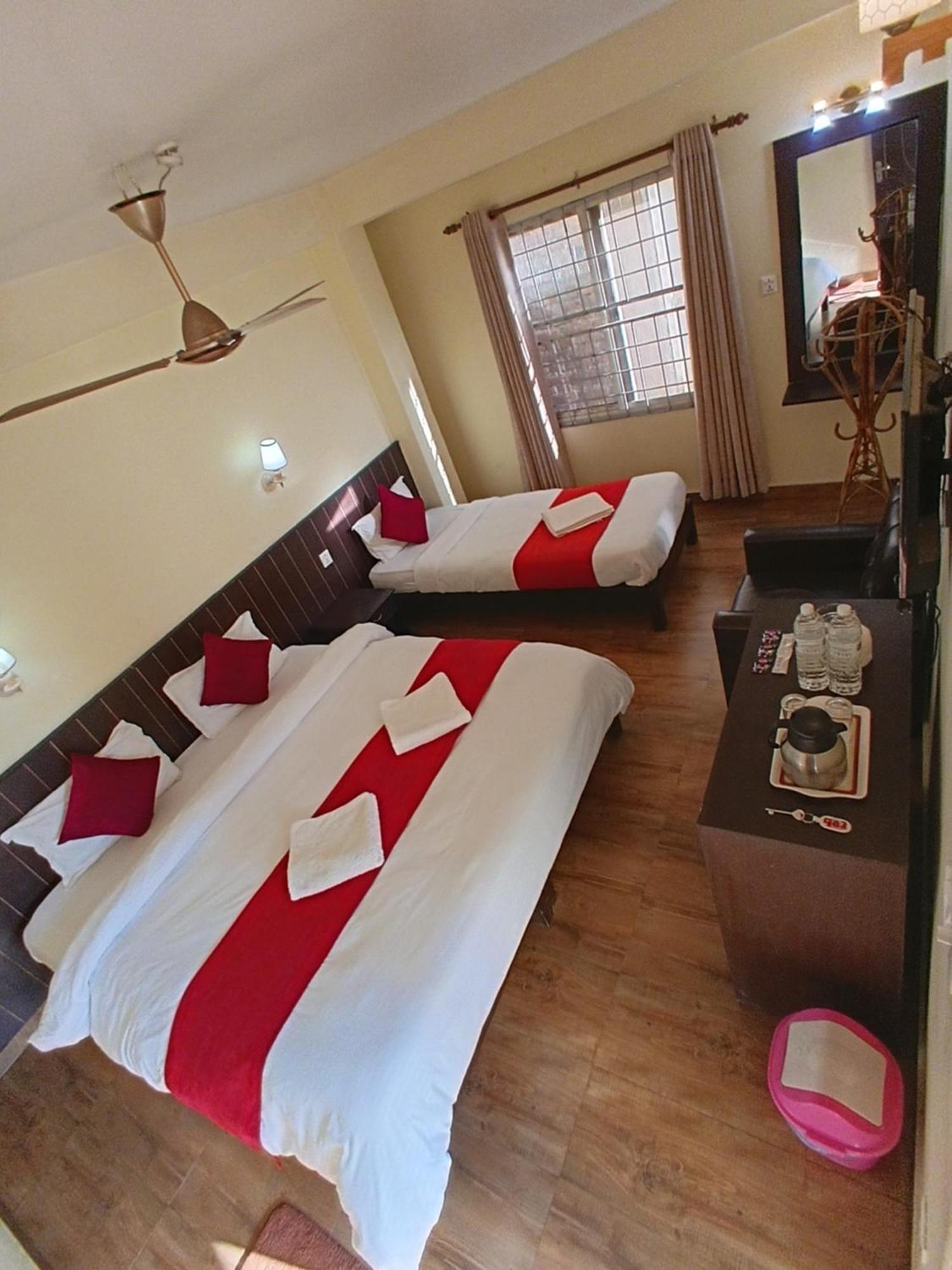 Hotel My Dream Pokhara Extérieur photo