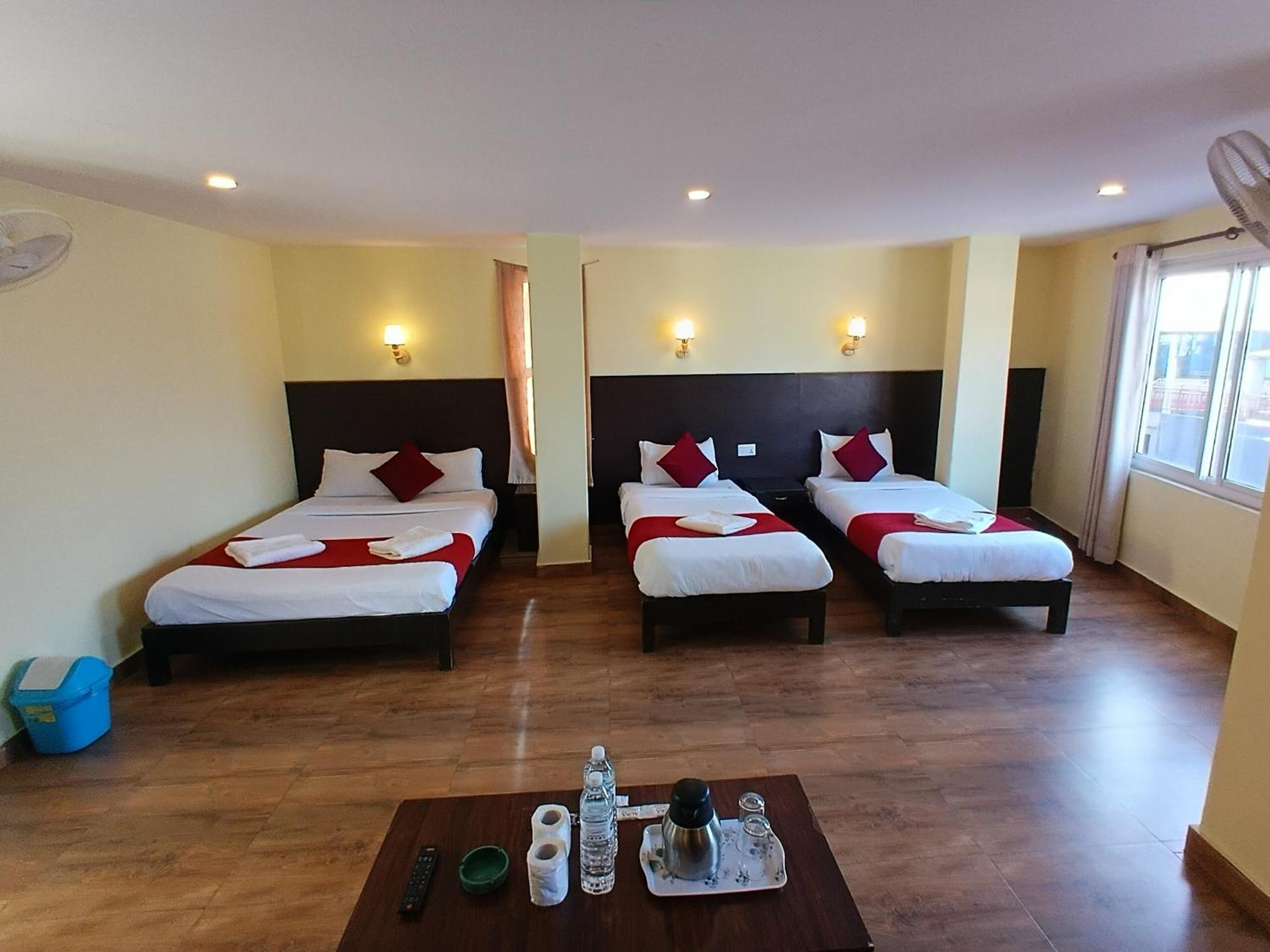 Hotel My Dream Pokhara Extérieur photo