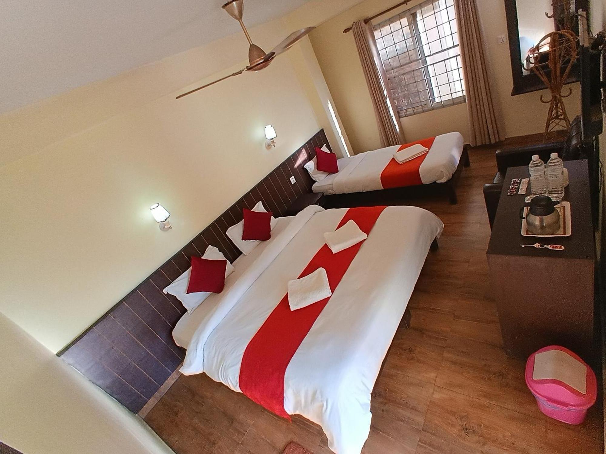 Hotel My Dream Pokhara Extérieur photo